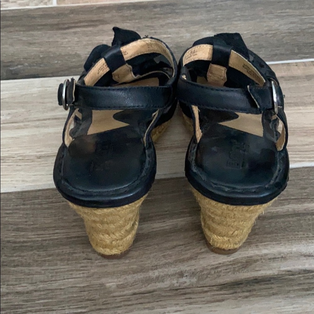 Born Black Flower leather platform! Sz 9 - Picture 4 of 7